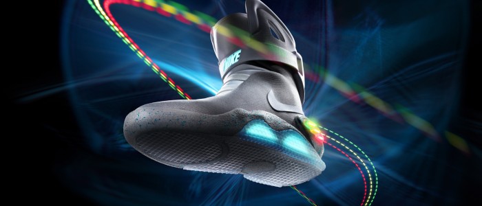 nike self lacing trainers video