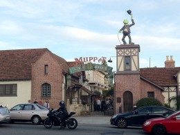 New Muppet Movie Set Photos