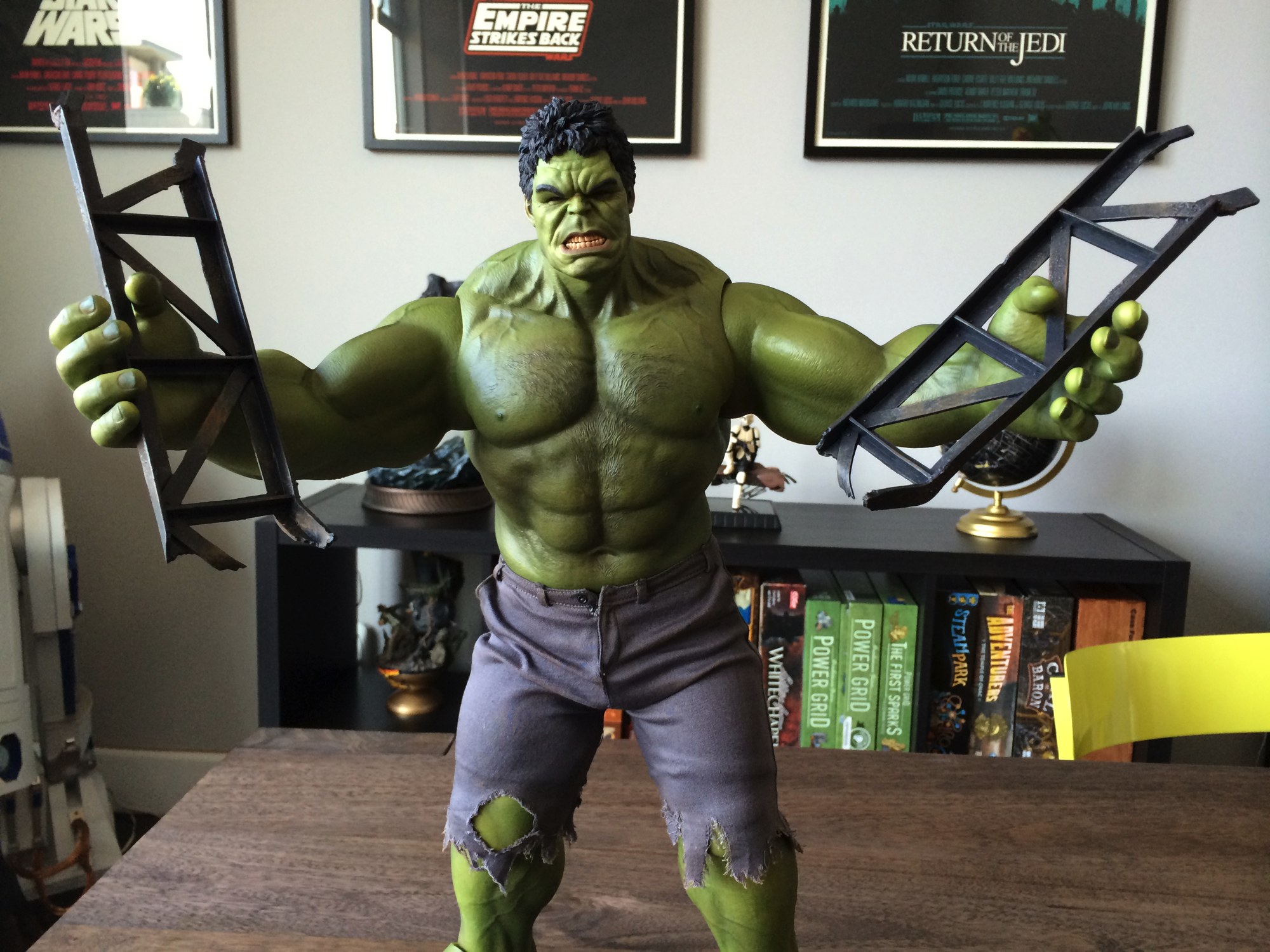 Hot Toys Bruce Banner And Hulk Sixth