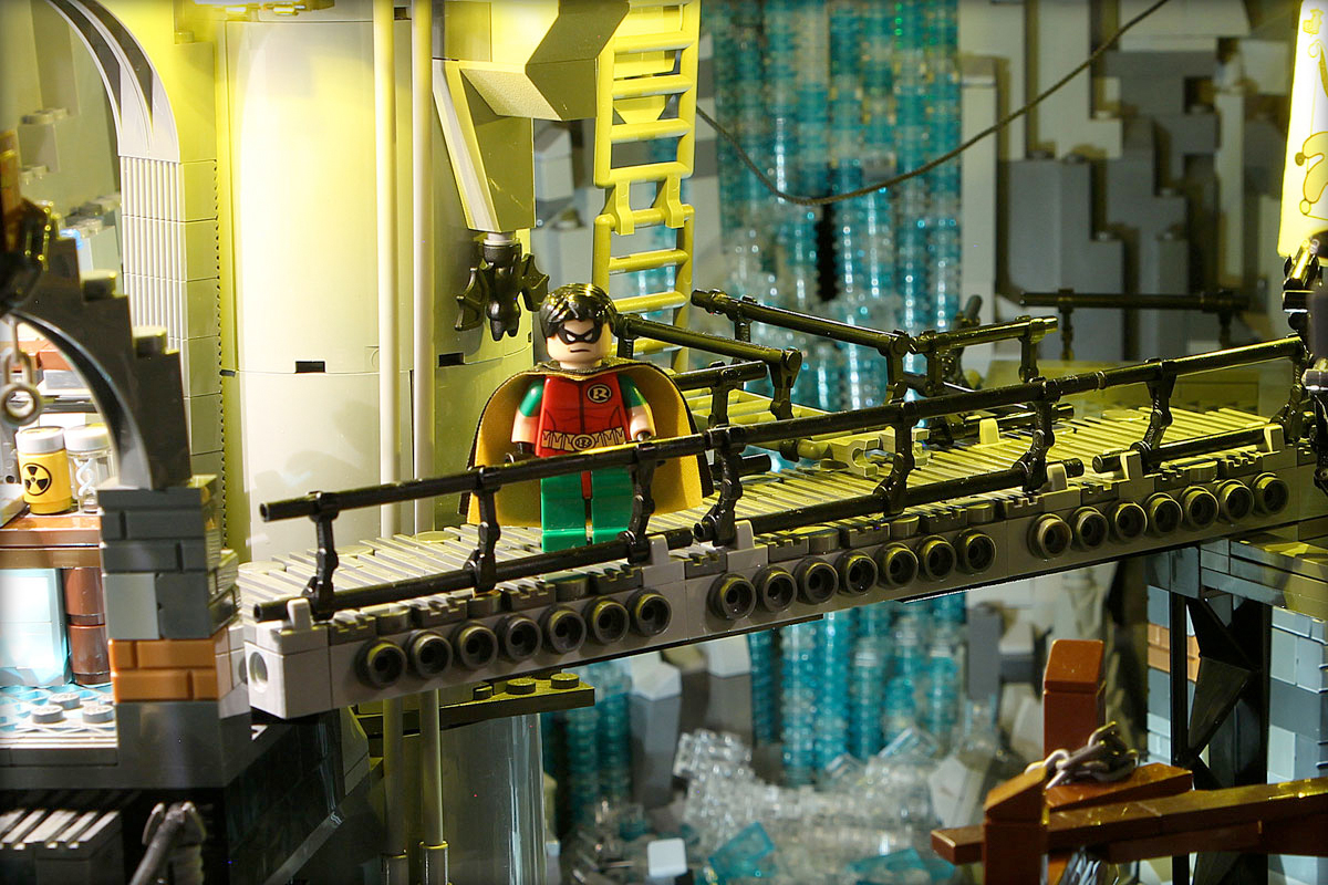 old lego batcave