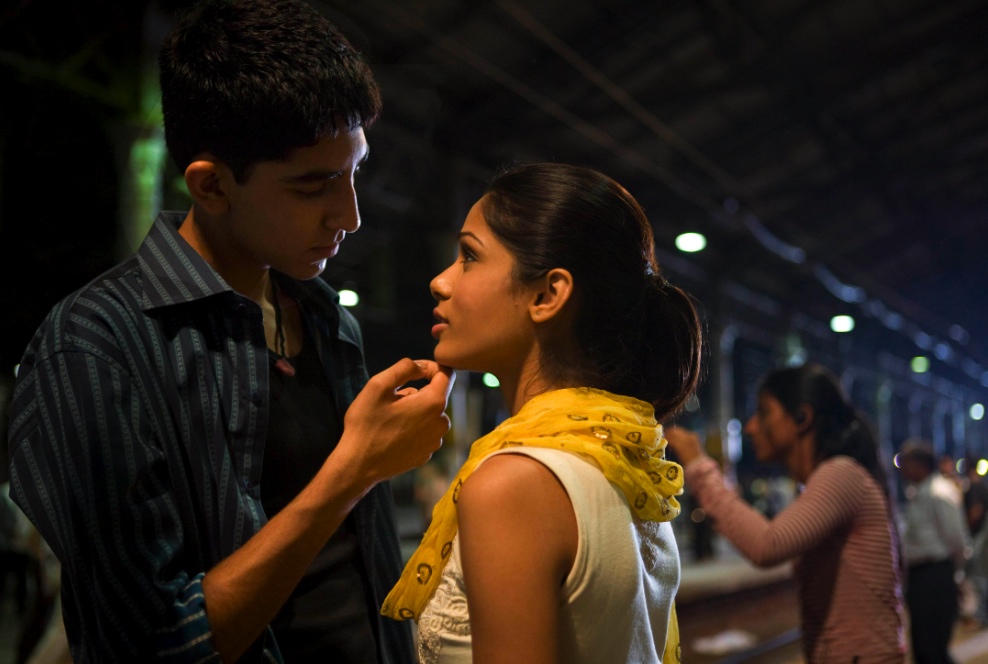 http://www.slashfilm.com/wp/wp-content/images/slumdogmillionaire3.jpg