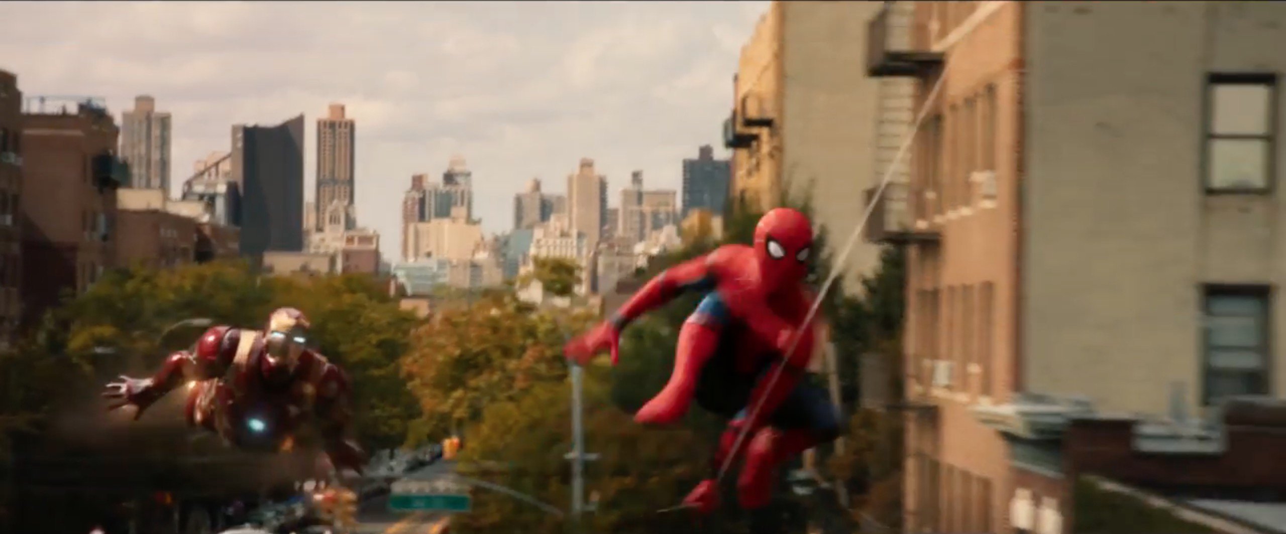 Spider-Man: Homecoming's Iconic Trailer Shot Isn't in the Film
