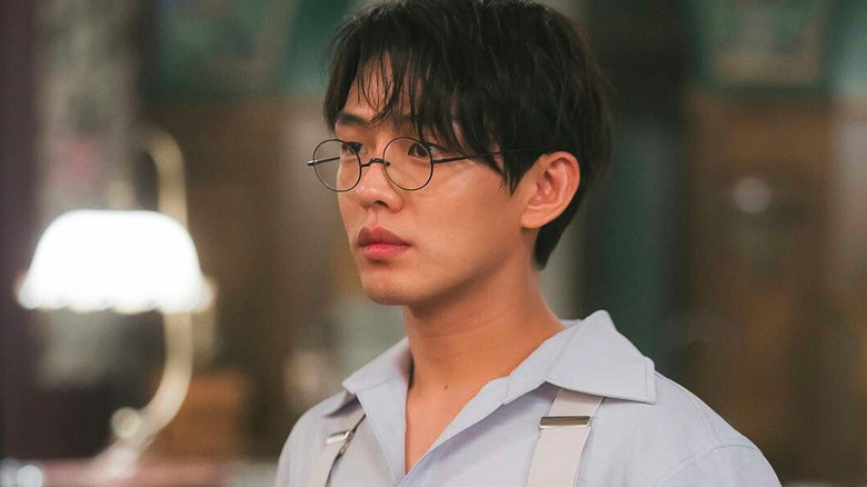 Yoo Ah-In in Chicago Typewriter