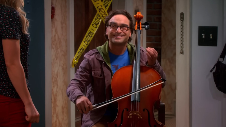 Johnny Galecki as Leonard Hofstadter smiling on The Big Bang Theory