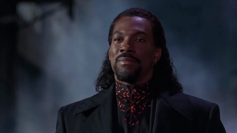 Eddie Murphy as Maximillian grinning in Vampire in Brooklyn
