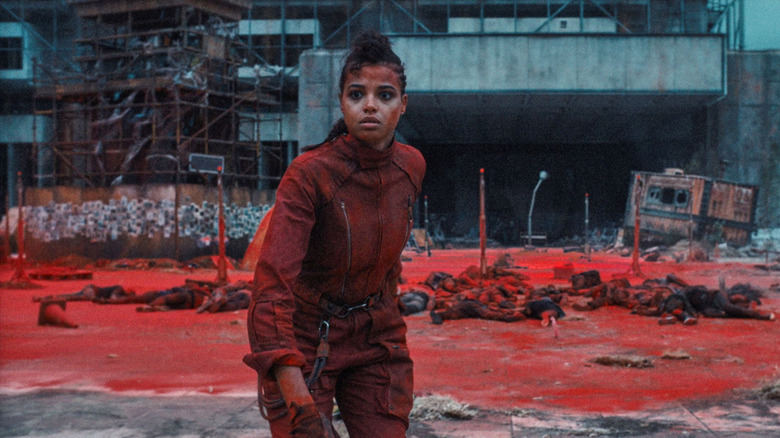 Ella Balinska as Jade Wesker walking away in Resident Evil