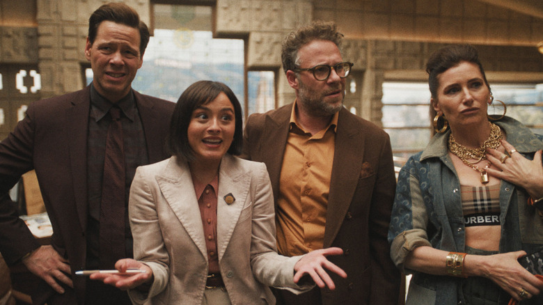 Ike Barinholtz, Chase Sui Wonders, Seth Rogen, and Kathryn Hahn in The Studio