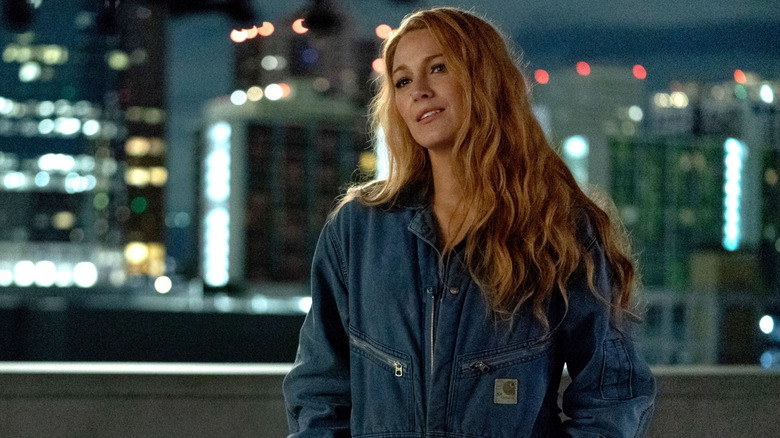 Blake Lively as Lily on a skyscraper rooftop in It Ends With Us