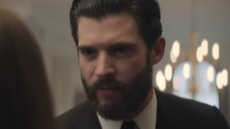 Allan (David Corenswet) glaring at Maddie (Natalie Portman) in Lady in the Lake