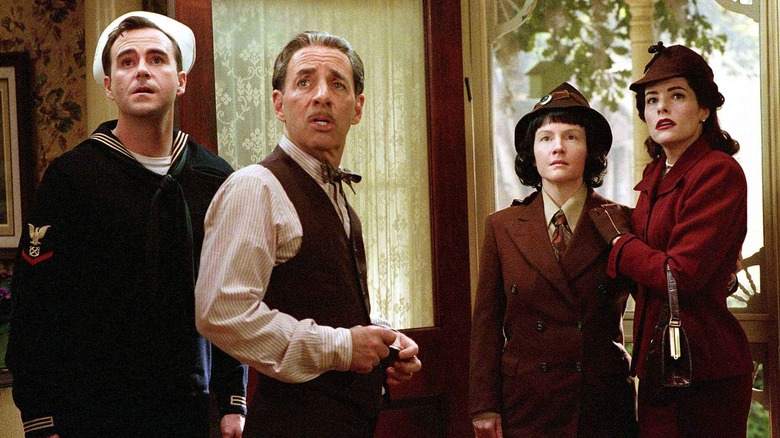 Christopher Moynihan as Brian Chubb, Harry Shearer as Victor Allan Miller, Rachael Harris as Debbie Gilchrist, and Parker Posey as Callie Webb on set Home for Purim in For Your Consideration