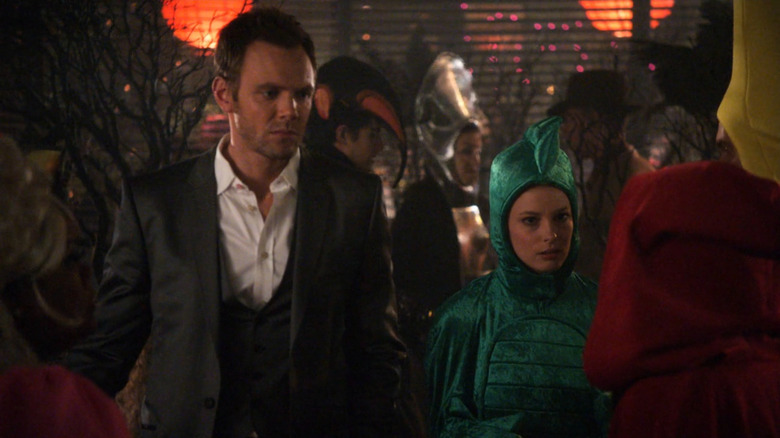 Jeff (Joel McHale) and Britta (Gillian Jacobs) at a Halloween party on Community
