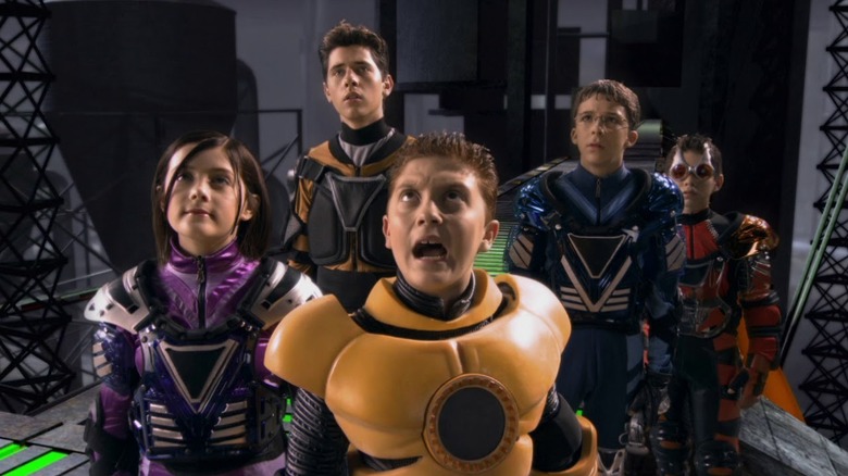 The players of Spy Kids 3D: Game Over look up and speak
