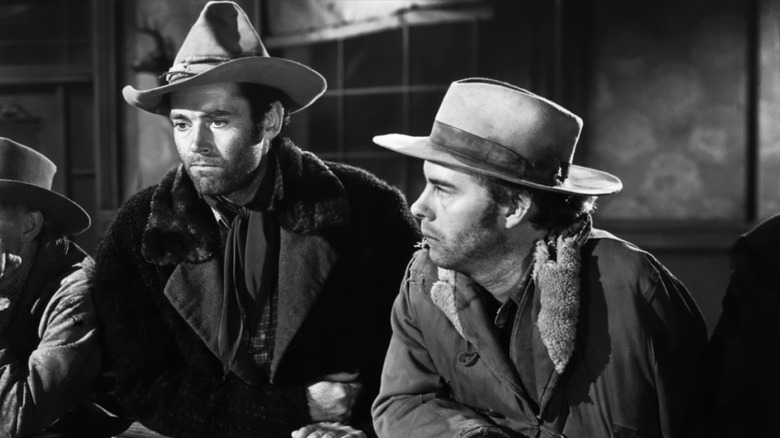 Gil (Henry Fonda) talks to Art (Harry Morgan) in The Ox-Bow Incident