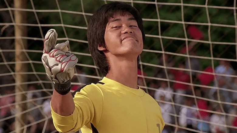 The goalie in Shaolin Soccer looks supremely confident in the net
