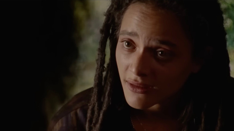 Sasha Lane as Theo looking concerned in How to Blow Up a Pipeline