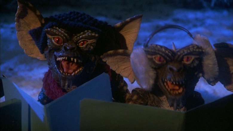 Gremlins singing carols in Gremlins