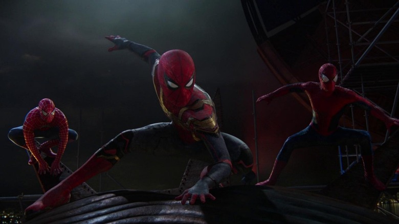 Spider-Men (Tobey Maguire, Tom Holland, Andrew Garfield) prepare for battle in Spider-Man: No Way Home