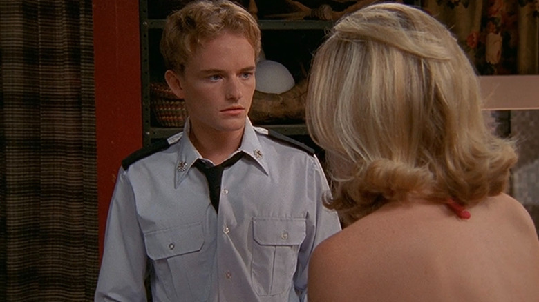 Francis (Christopher Masterson) looking at Tanya (Elise Horn) on Malcolm in the Middle