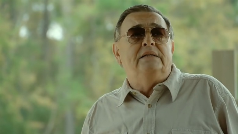 Father  big sunglasses