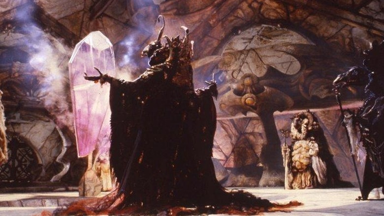 Skeksis worship Dark Crystal