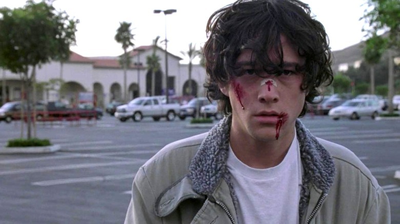 Joseph Gordon Levitt  scratched face Brick