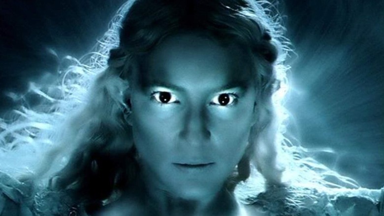 Galadriel unleashes her dark side in The Lord of the Rings: The Fellowship of the Ring