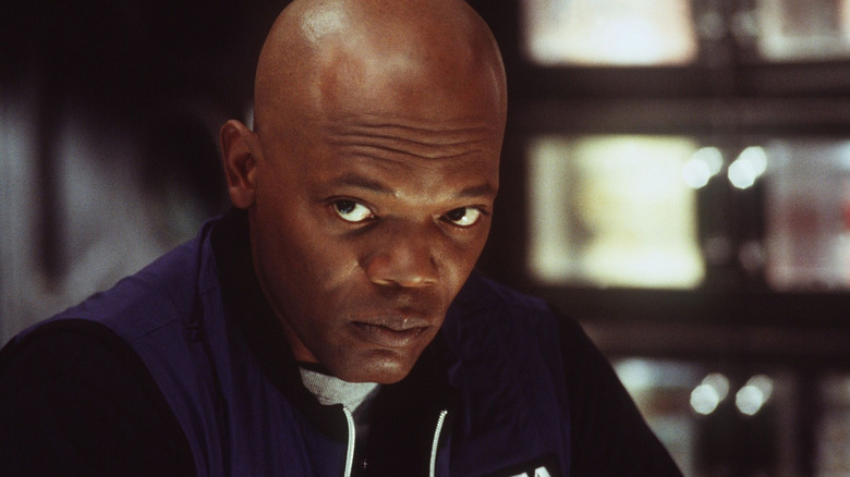 Samuel L. Jackson as Dr. Harry Adams looks concerned in Sphere