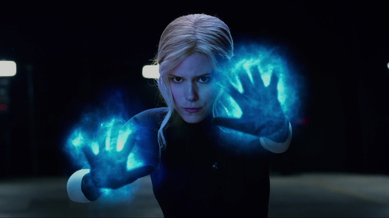 Kate Mara as Sue Storm using her powers in Fantastic Four (2015)