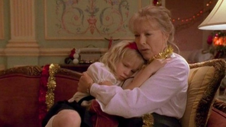 Eloise and Nanny hug in Eloise at the Plaza