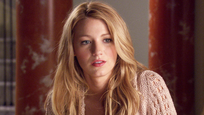 Blake Lively as Serena van der Woodsen looking concerned in Gossip Girl