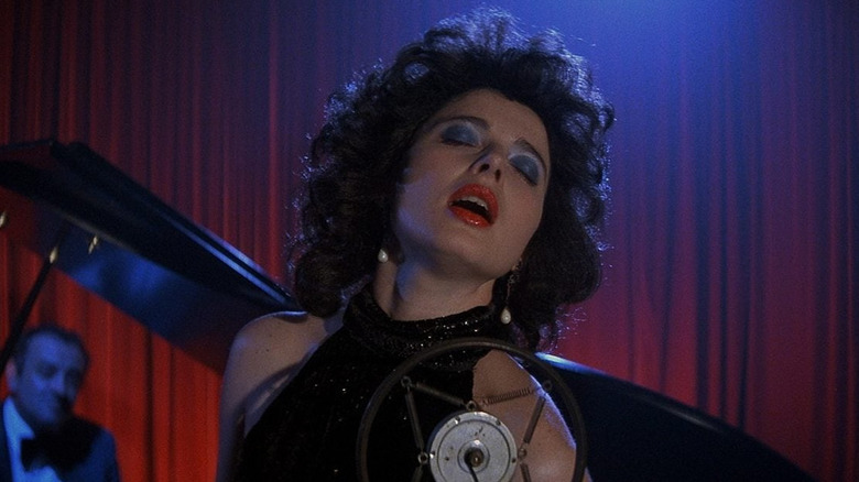 Isabella Rossellini as Dorothy Vallens, singing in a night club in Blue Velvet