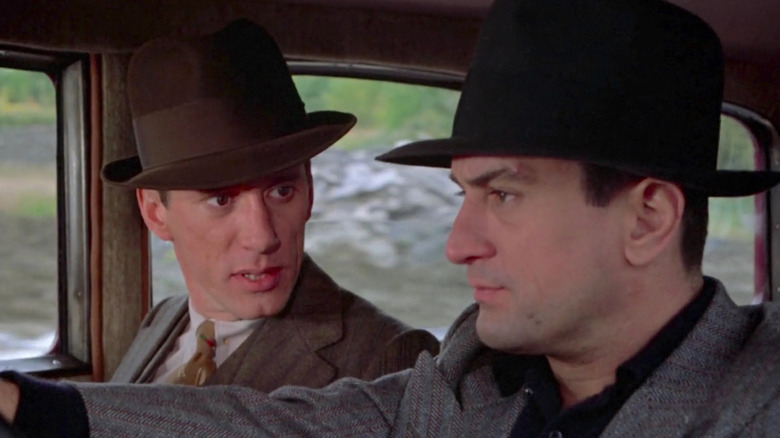 James Woods and Robert De Niro as Maximilian Bercovicz and Noodles Aaronson, riding together in a car in Once Upon a Time in America