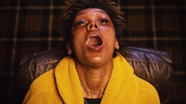 Sophie Wilde as Mia, possessed by a demon in Talk to Me