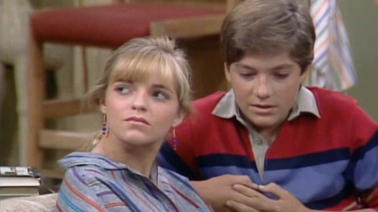 Tricia Cast and Jason Bateman as Julie and Matthew, arguing siblings on It's Your Move