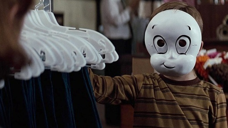 T. J. Lowther as Phillip Perry wearing a Casper mask in A Perfect World