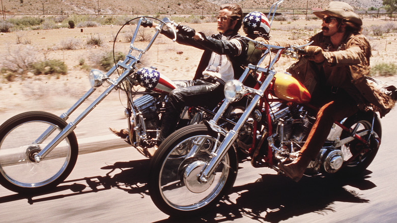 Wyatt (Peter Fonda) and Billy (Dennis Hopper) ride on motorcycles in Easy Rider