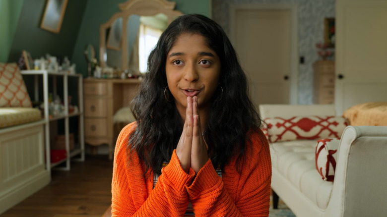 Devi (Maitreyi Ramakrishnan) praying in Never Have I Ever