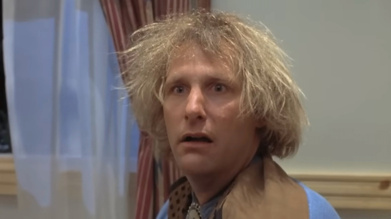 Harry Dunne (Jeff Daniels) in Dumb and Dumber (1994).
