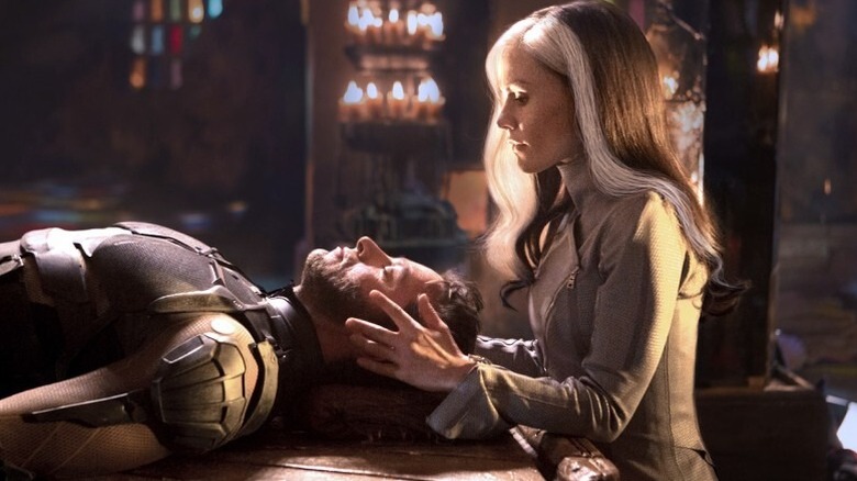 Anna Paquin as Rogue projecting Hugh Jackman as Wolverine to the past in X-Men: Days of Future Past - The Rogue Cut