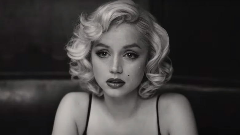 Ana de Armas as Norma Jeane in Blonde.