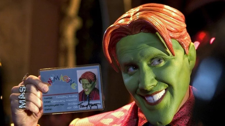 Tim Avery (Jamie Kennedy) transformed as the Mask shows his ID in Son of the Mask