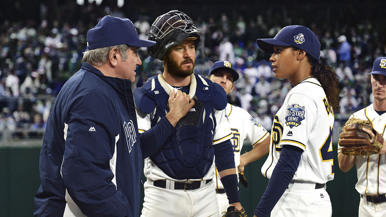 The cast of Pitch mid-game