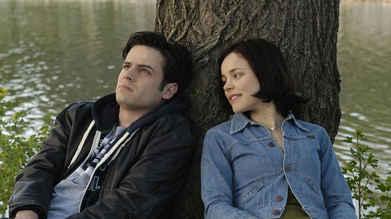 Luke Kirby and Rachel McAdams in Slings & Arrows