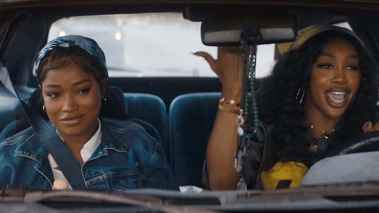 Keke Palmer as Dreux and SZA as Alyssa are hustling in One of Them Days