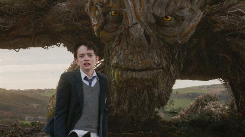 Lewis MacDougall and monster