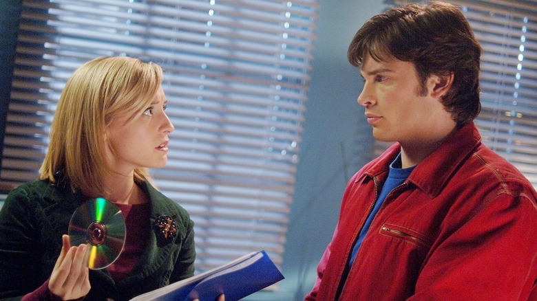 Chloe talking to Clark