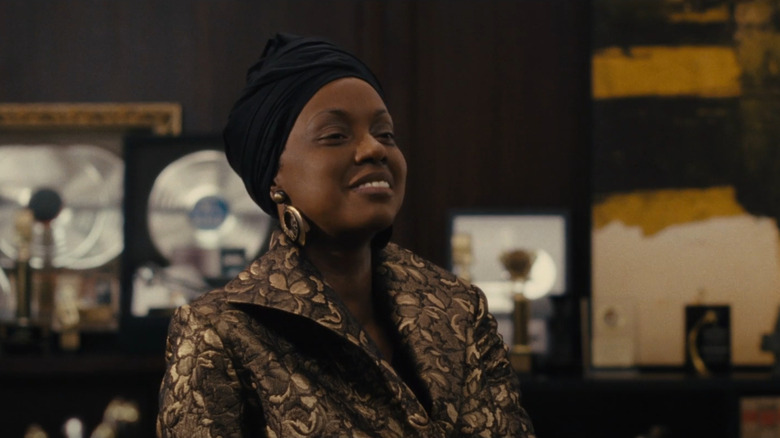 Zoe Saldana as Nina Simone laughs off criticism in Nina