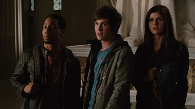 Percy (Logan Lerman) with friends in a museum in Percy Jackson & the Olympians: The Lightning Thief