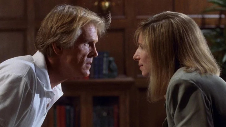 Tom Wingo (Nick Nolte) faces Susan Lowenstein (Barbra Streisand) angrily in The Prince of Tides