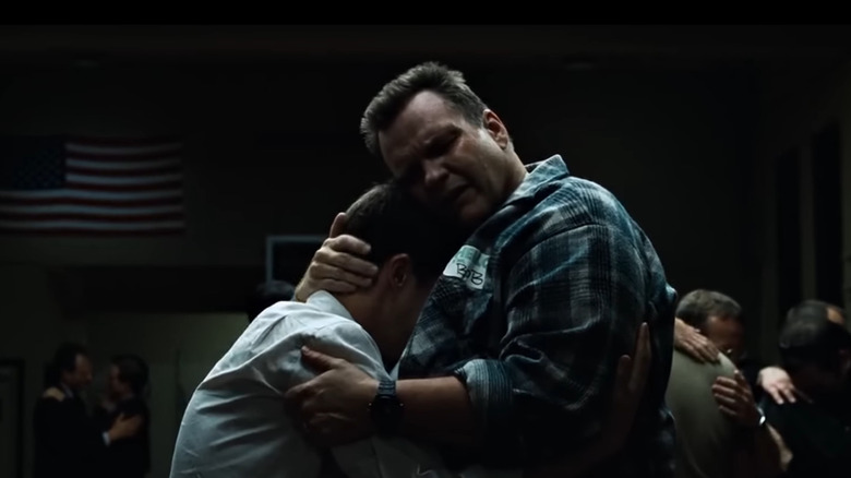 Bob (Meat Loaf) hugging the Narrator (Edward Norton) in Fight Club